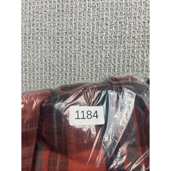 LL Bean Men's Large 1912 Field Flannel Shirt Slightly Fitted Untucked Fit Plaid - Picture 8 of 8